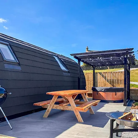 Holiday home Curlew